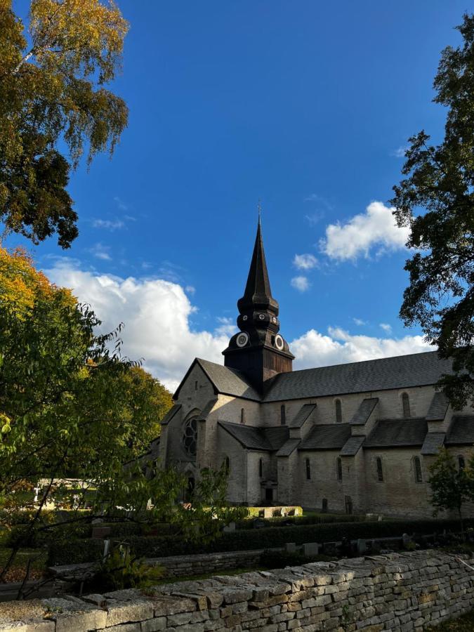 Klostergardens Vandrarhem Varnhem Eksteriør bilde